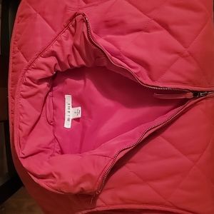 QUILTED vest side zippers over the hip coverage